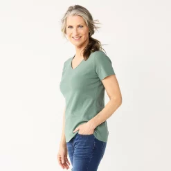 Women's Croft & Barrow® Essential V-Neck Tee -Outlet Croft & Barrow Store 3482291 Laurel Wreath