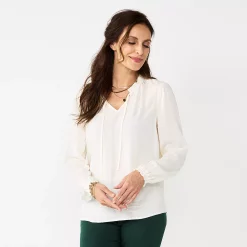 Women's Croft & Barrow® Tiered Textured Blouse -Outlet Croft & Barrow Store 5659396 Egret