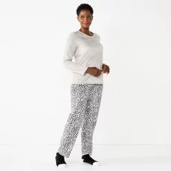 Petite Croft & Barrow® Long Sleeve Pajama Top & Pajama Pants Sleep Set -Outlet Croft & Barrow Store 5666563 Gray Animal Print