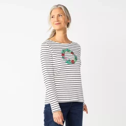 Petite Croft & Barrow® Christmas Graphic Tee